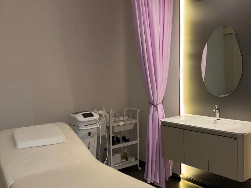 Fairee Clinic interior